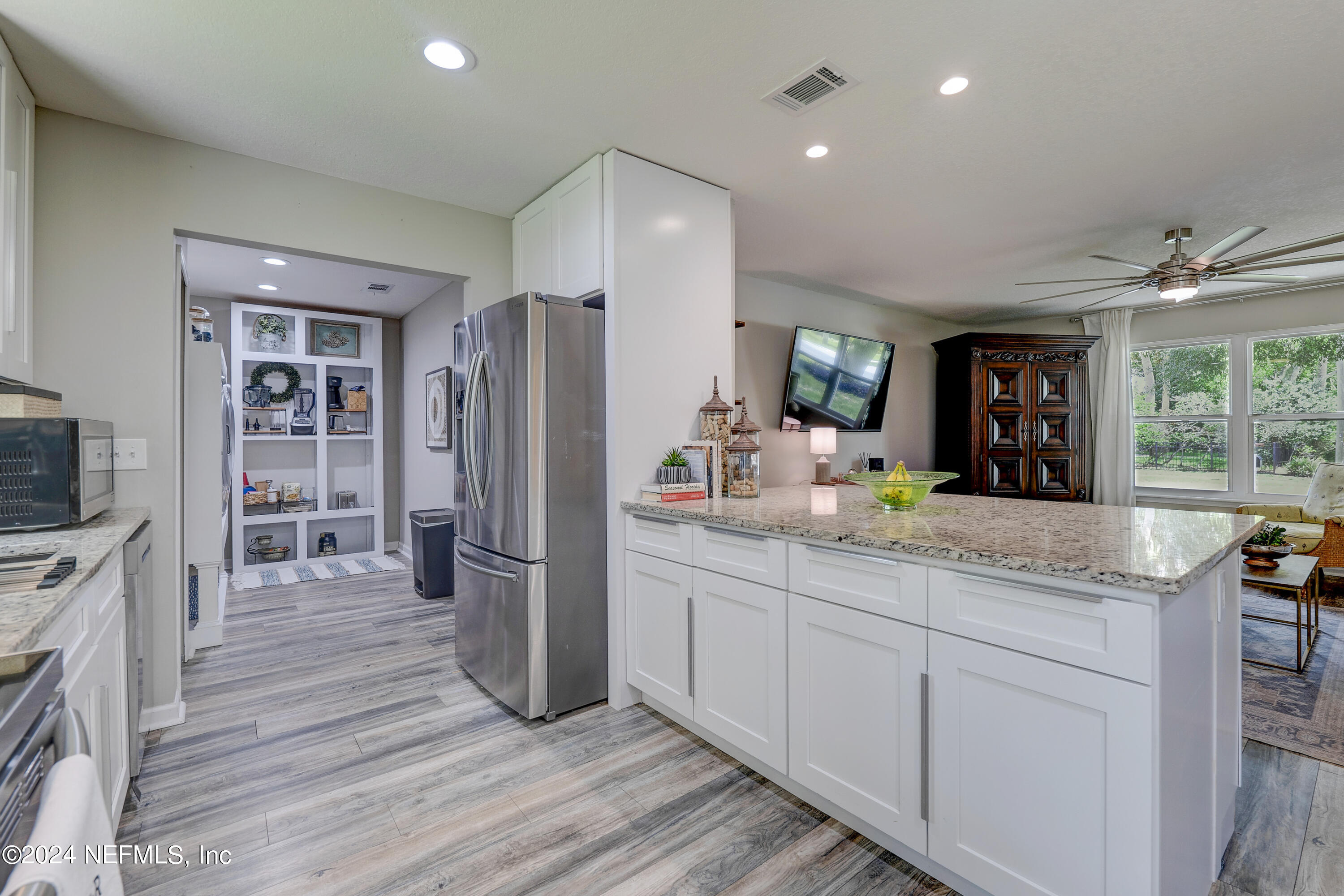 3558 EUNICE Road