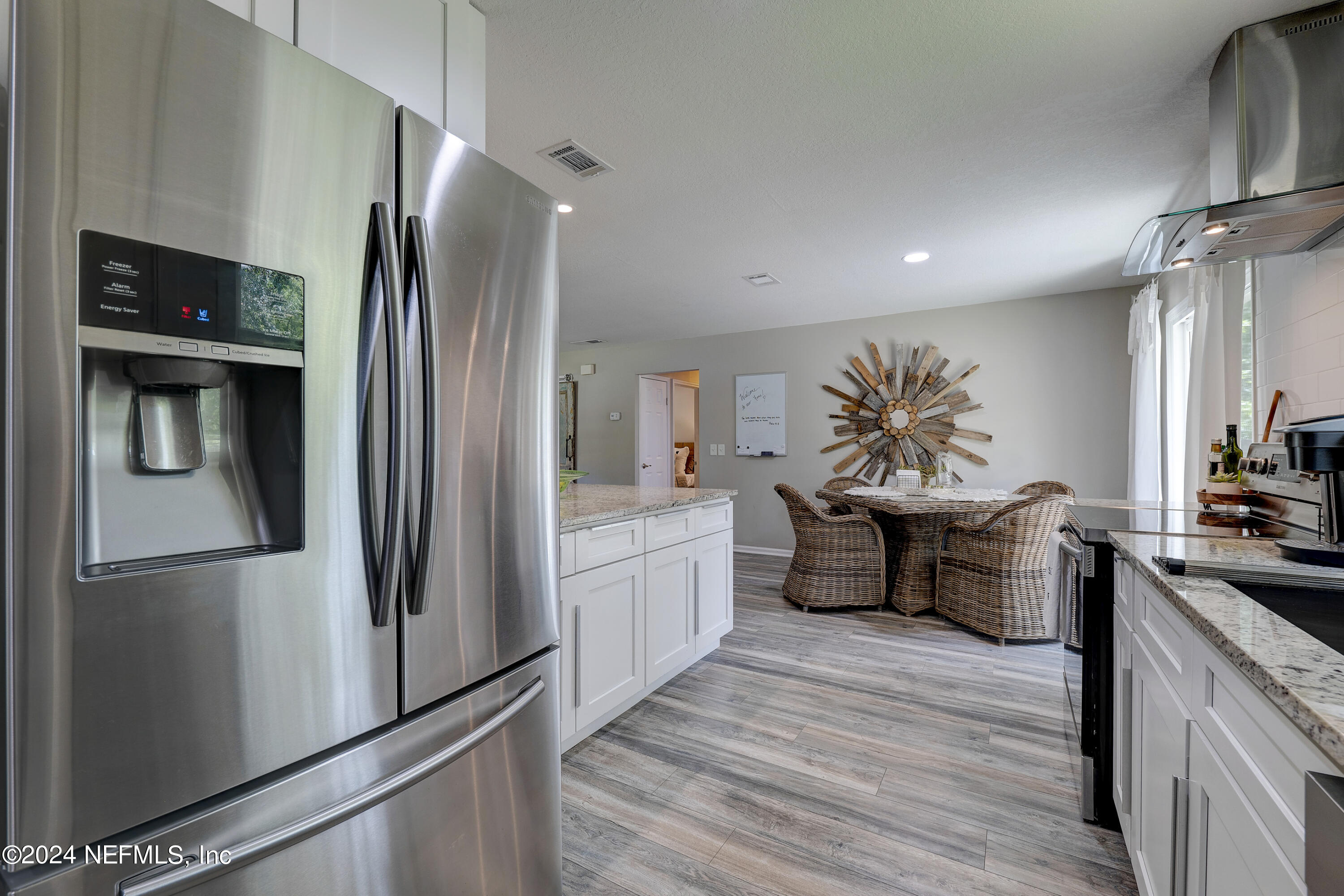 3558 EUNICE Road