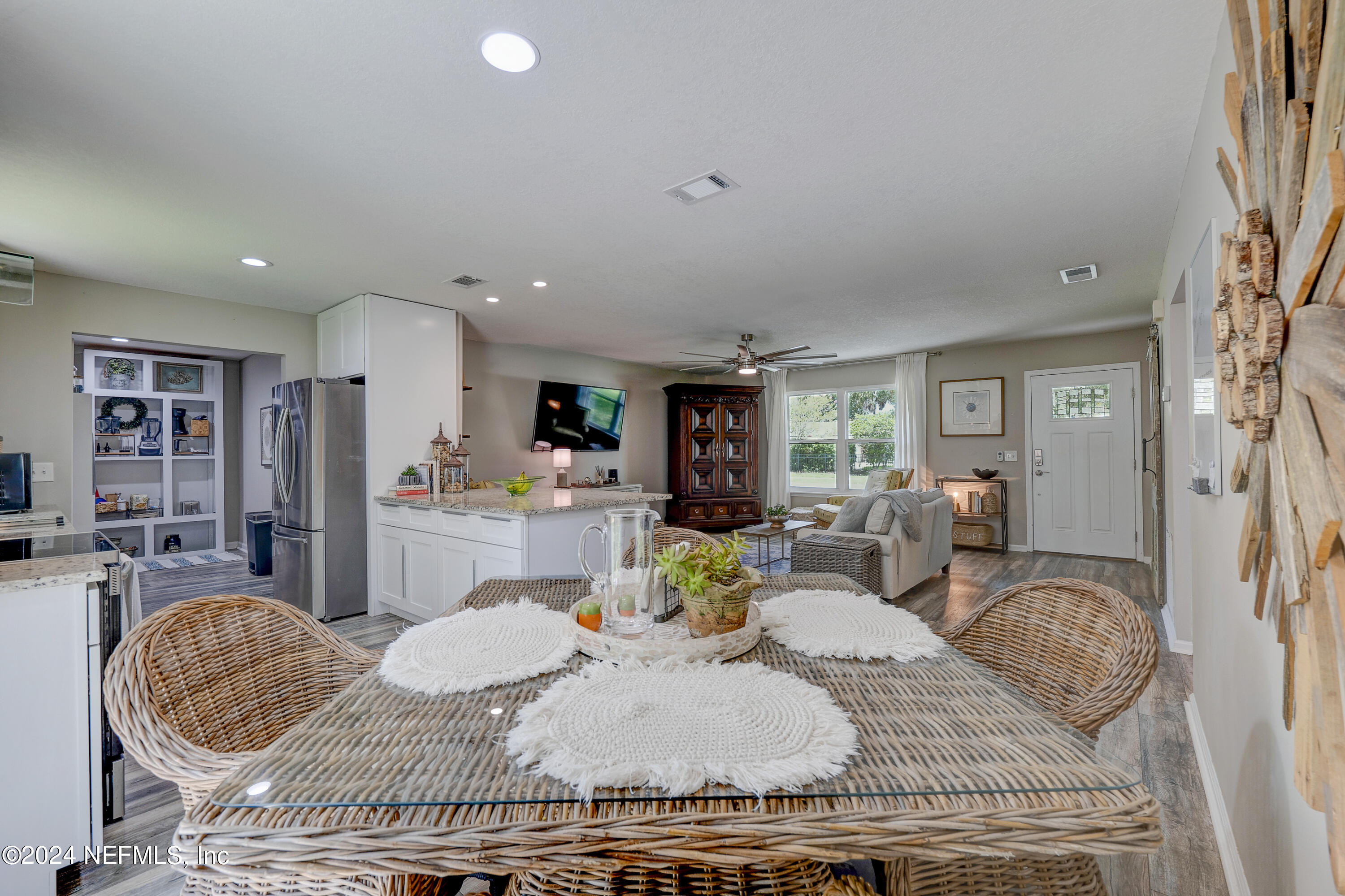 3558 EUNICE Road
