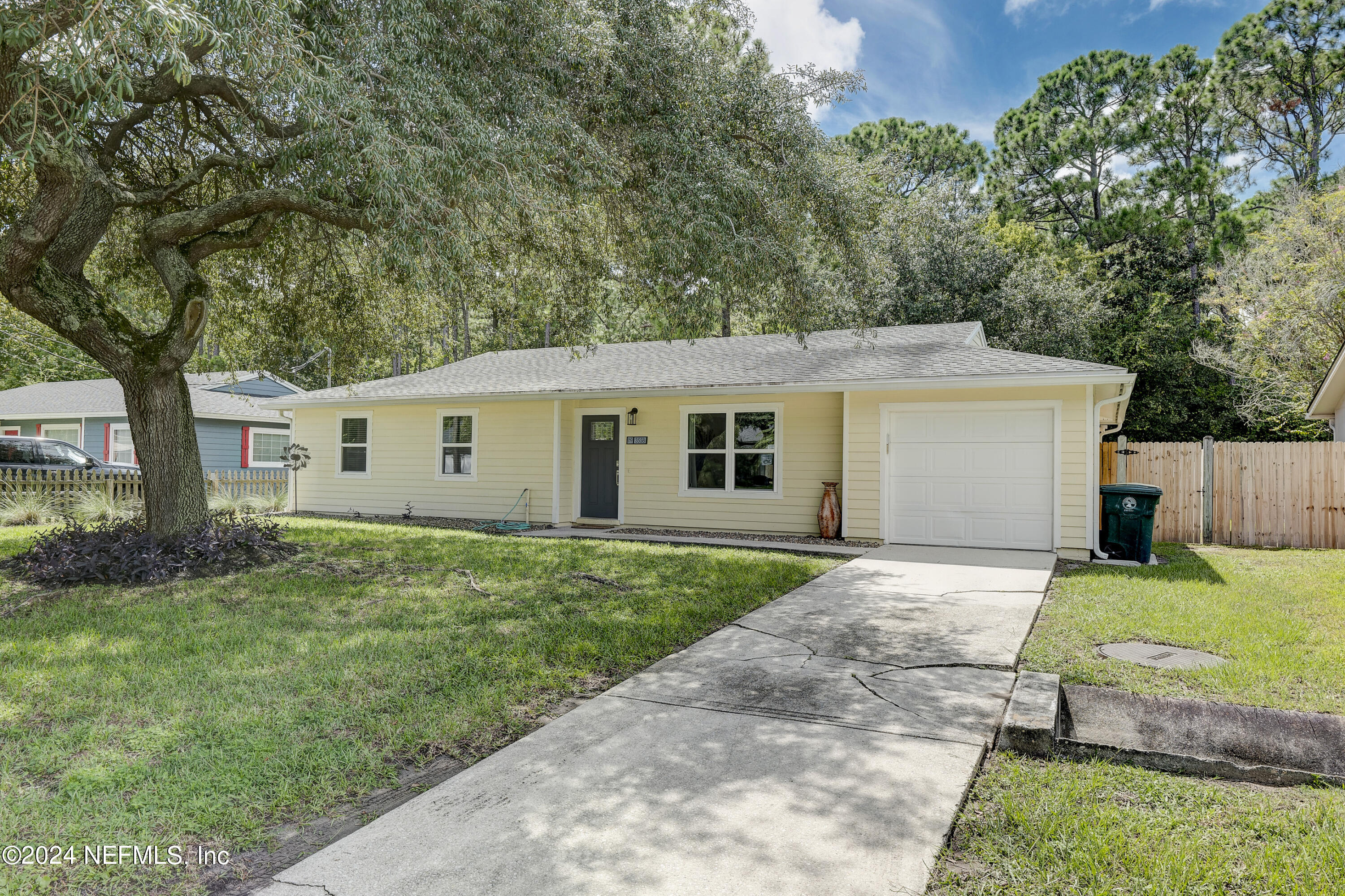 3558 EUNICE Road