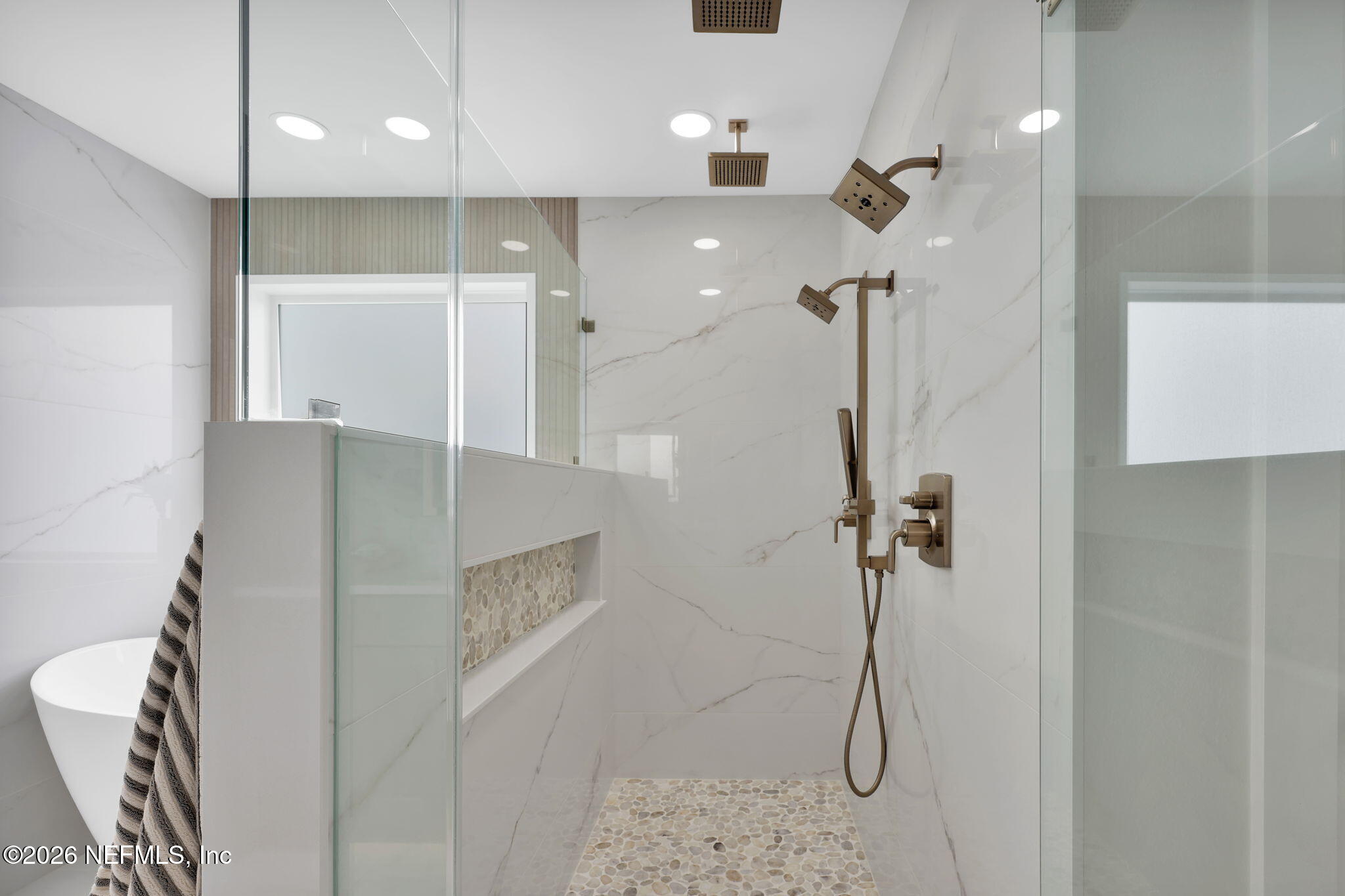 287 WOODLAND GREENS Drive