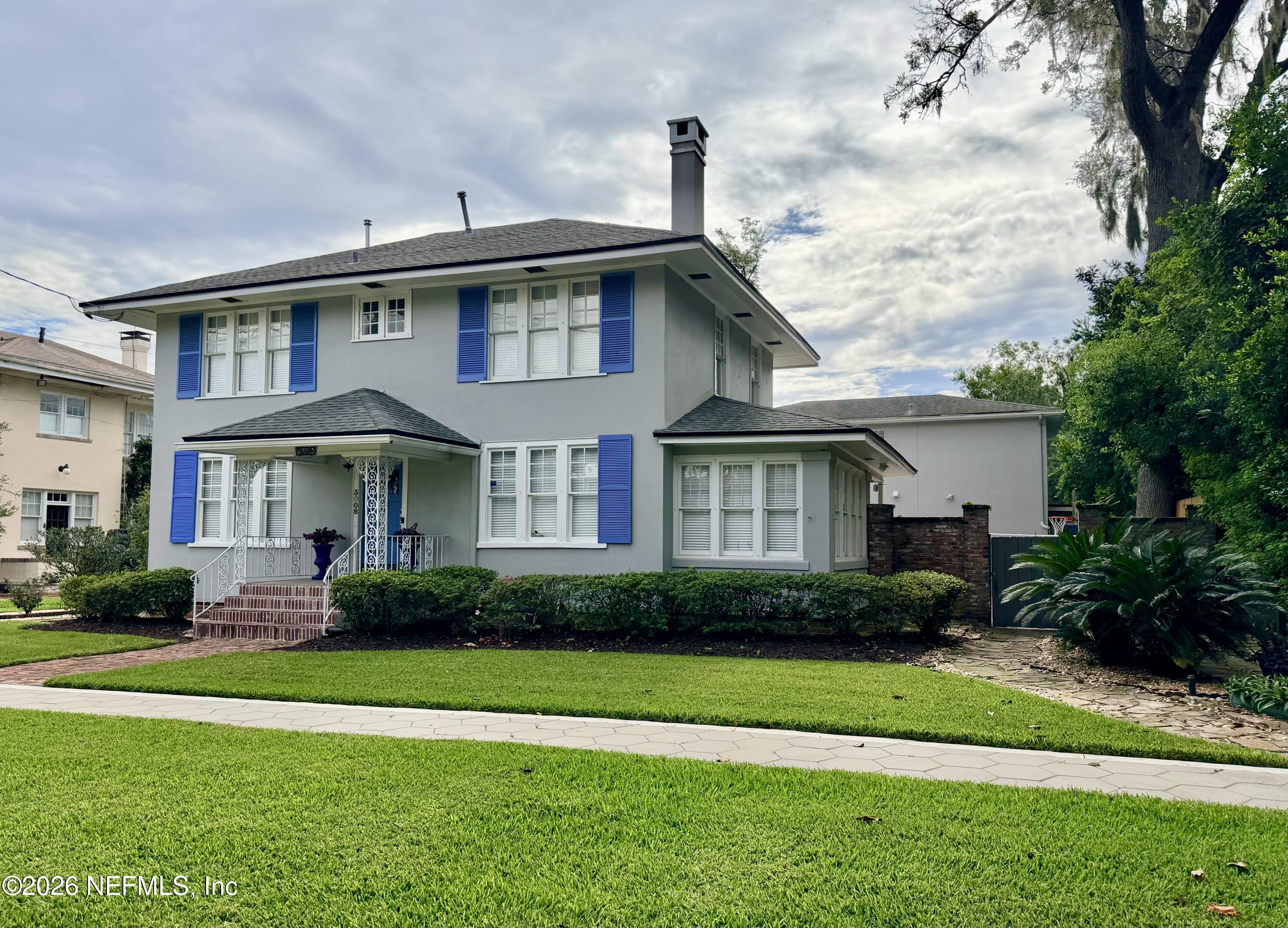 3008 HERSCHEL Street