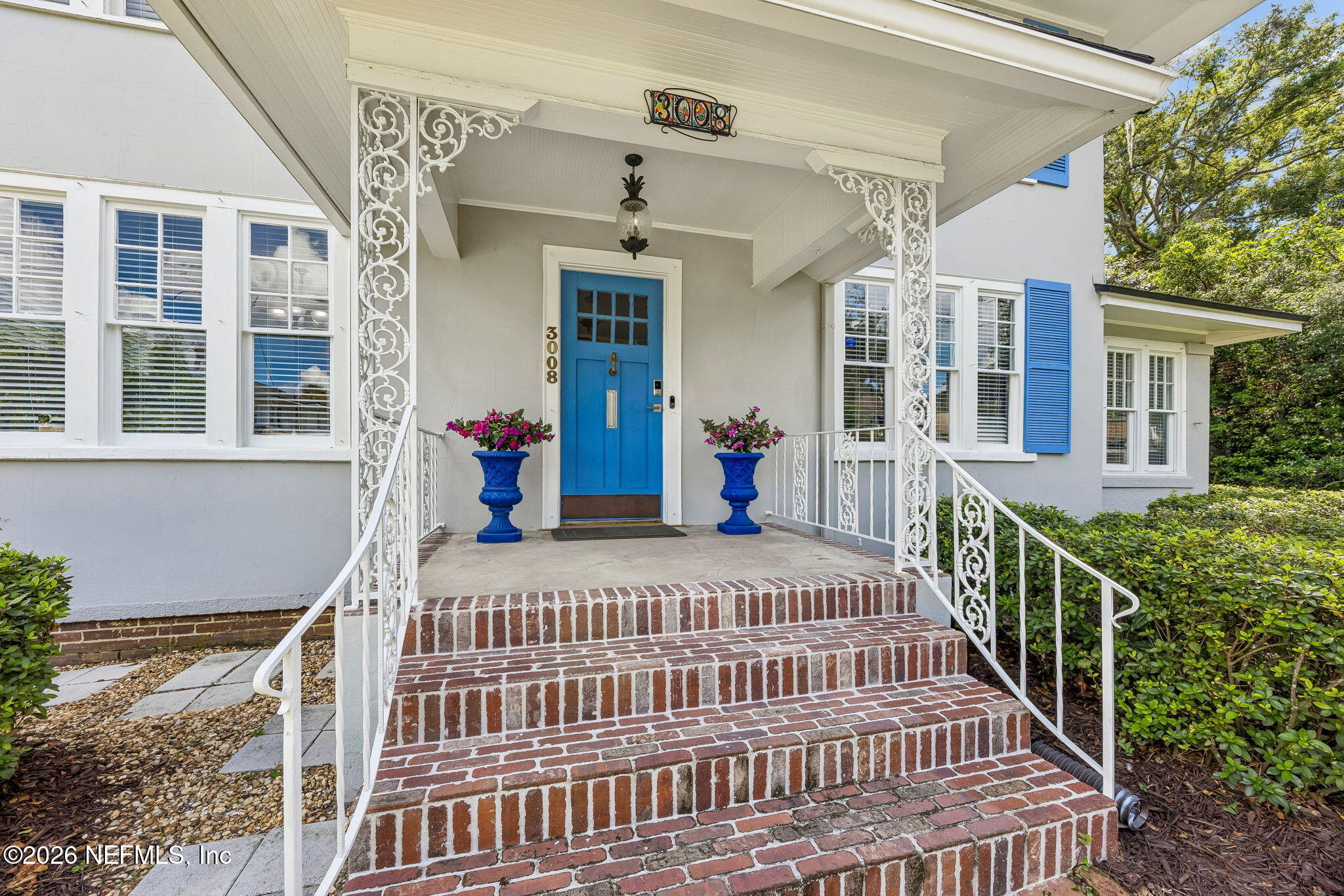 3008 HERSCHEL Street