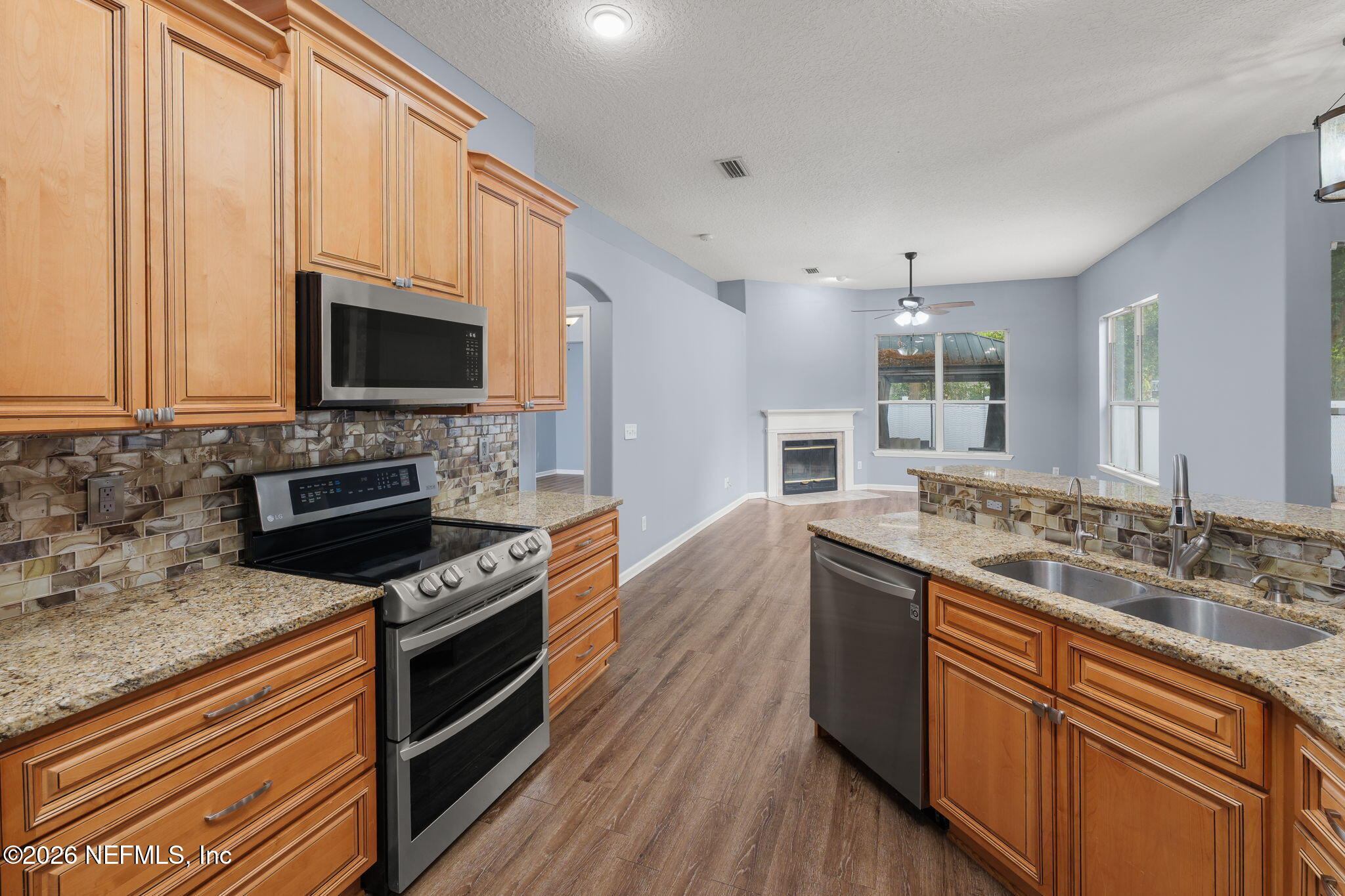 2872 WESTBERRY HIDEAWAY Court