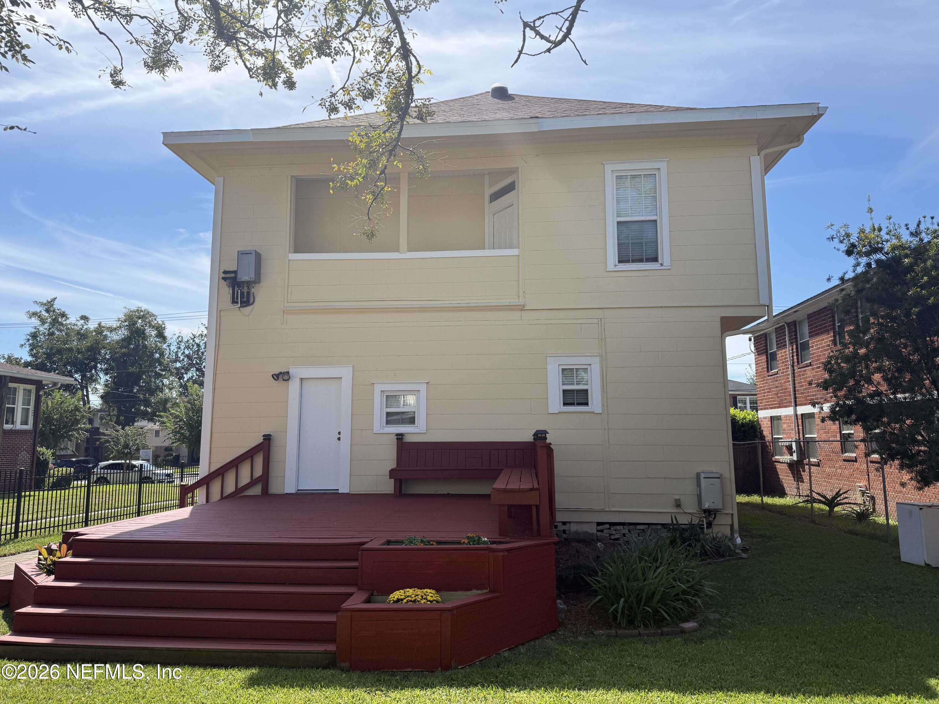 2333 POST Street