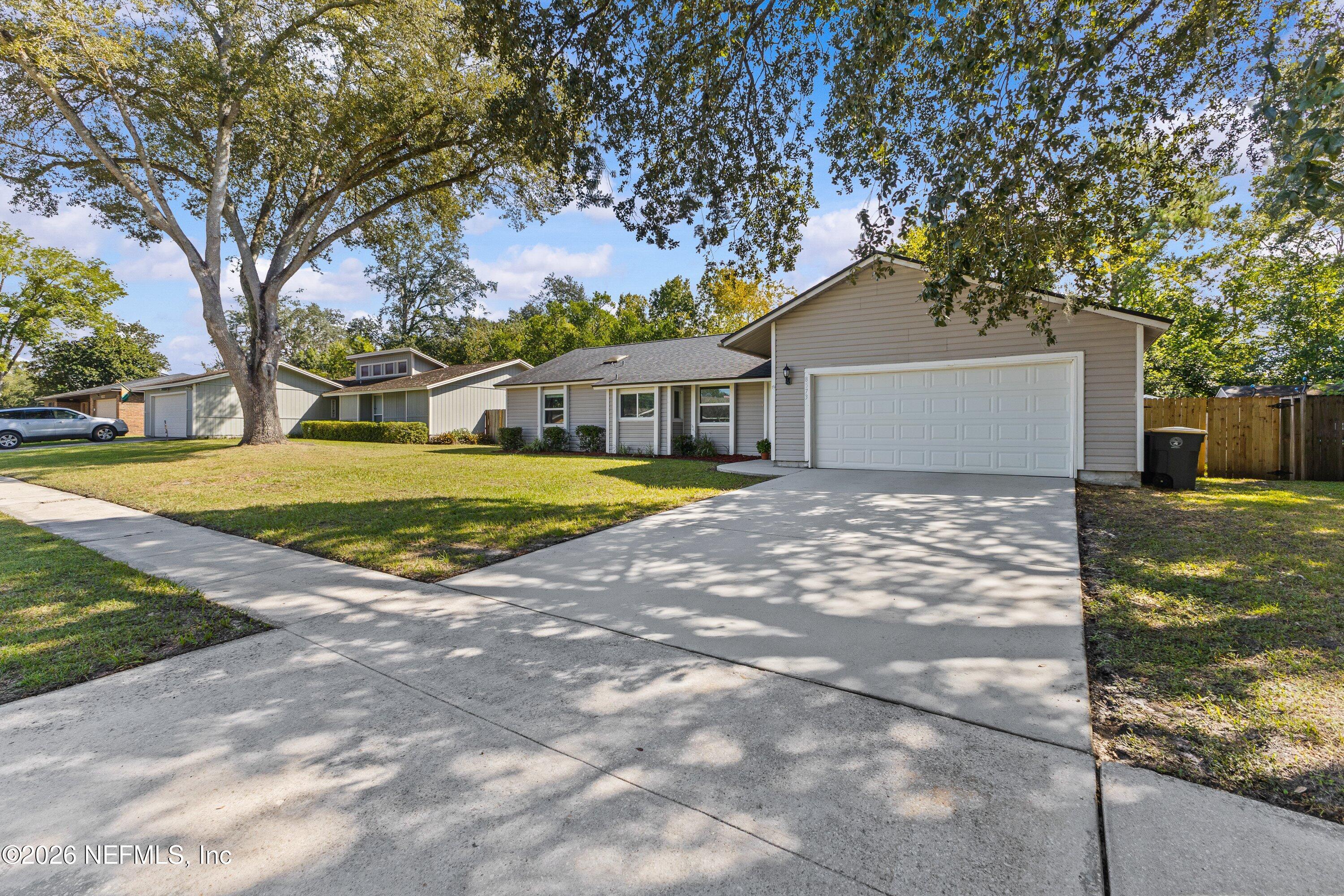 8573 BLACKBERRY Lane E