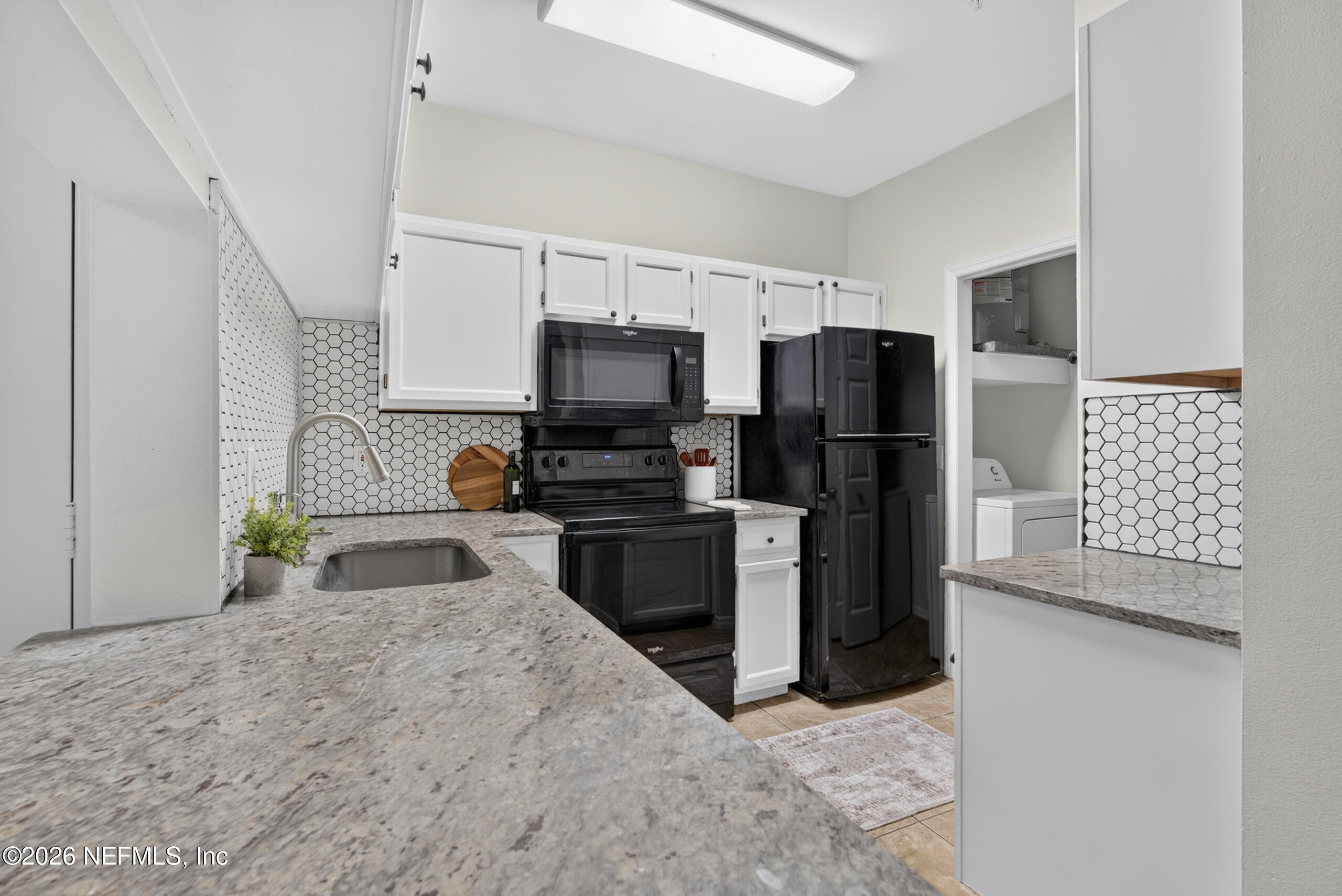 160 VERACRUZ Drive 436