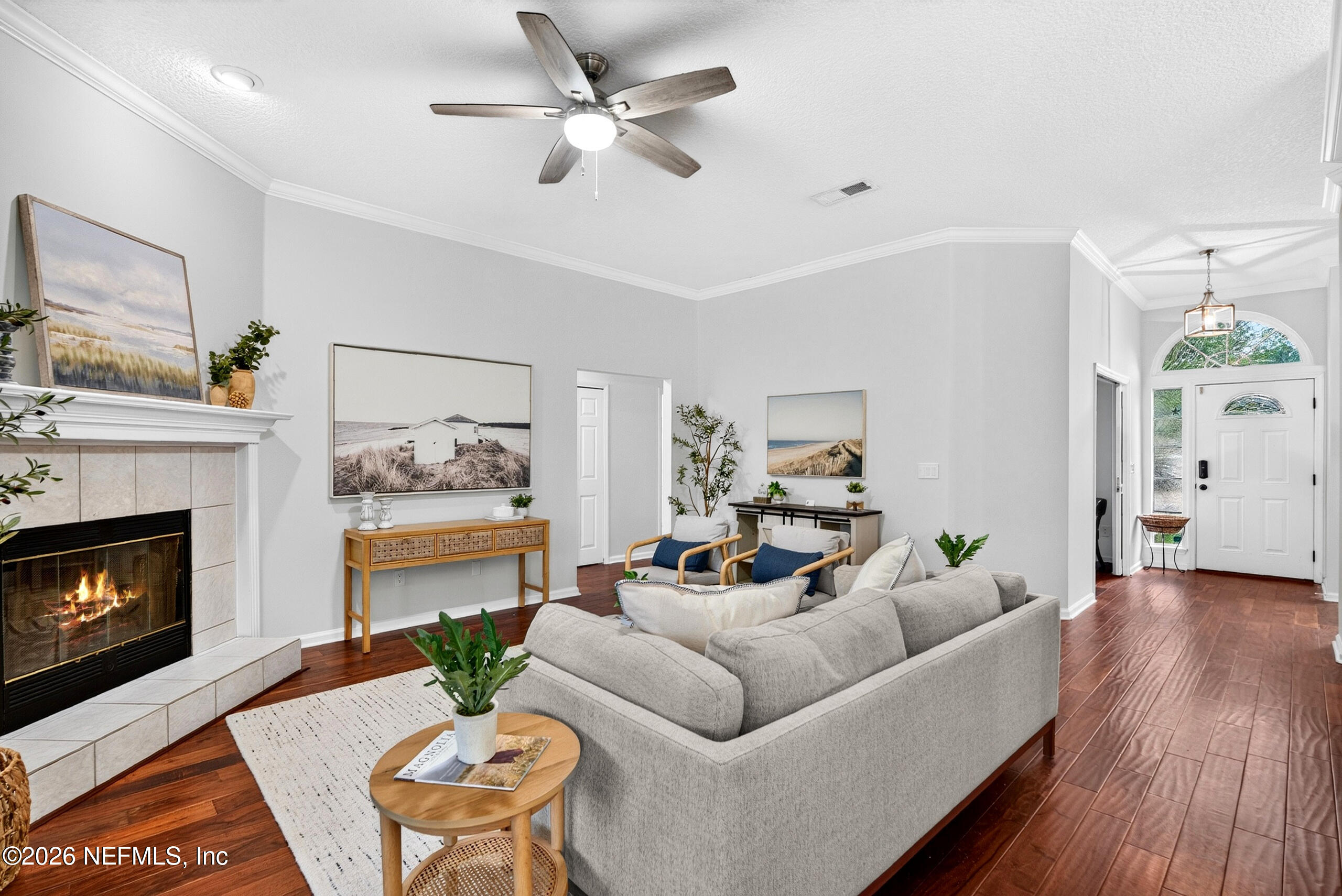 384 MAPLEWOOD Drive, St. Johns