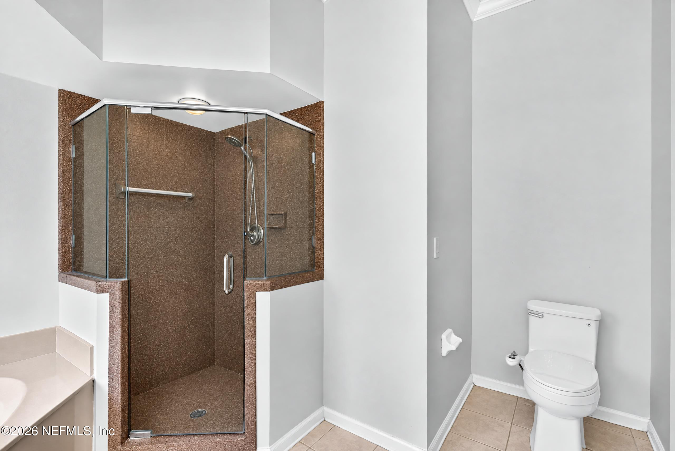 384 MAPLEWOOD Drive, St. Johns
