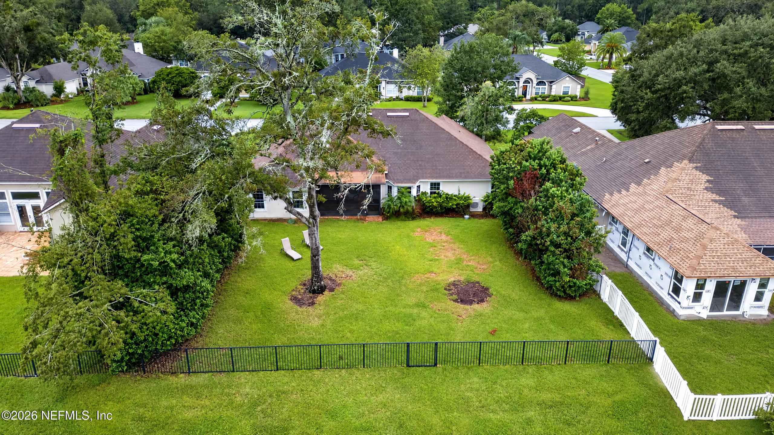 384 MAPLEWOOD Drive, St. Johns
