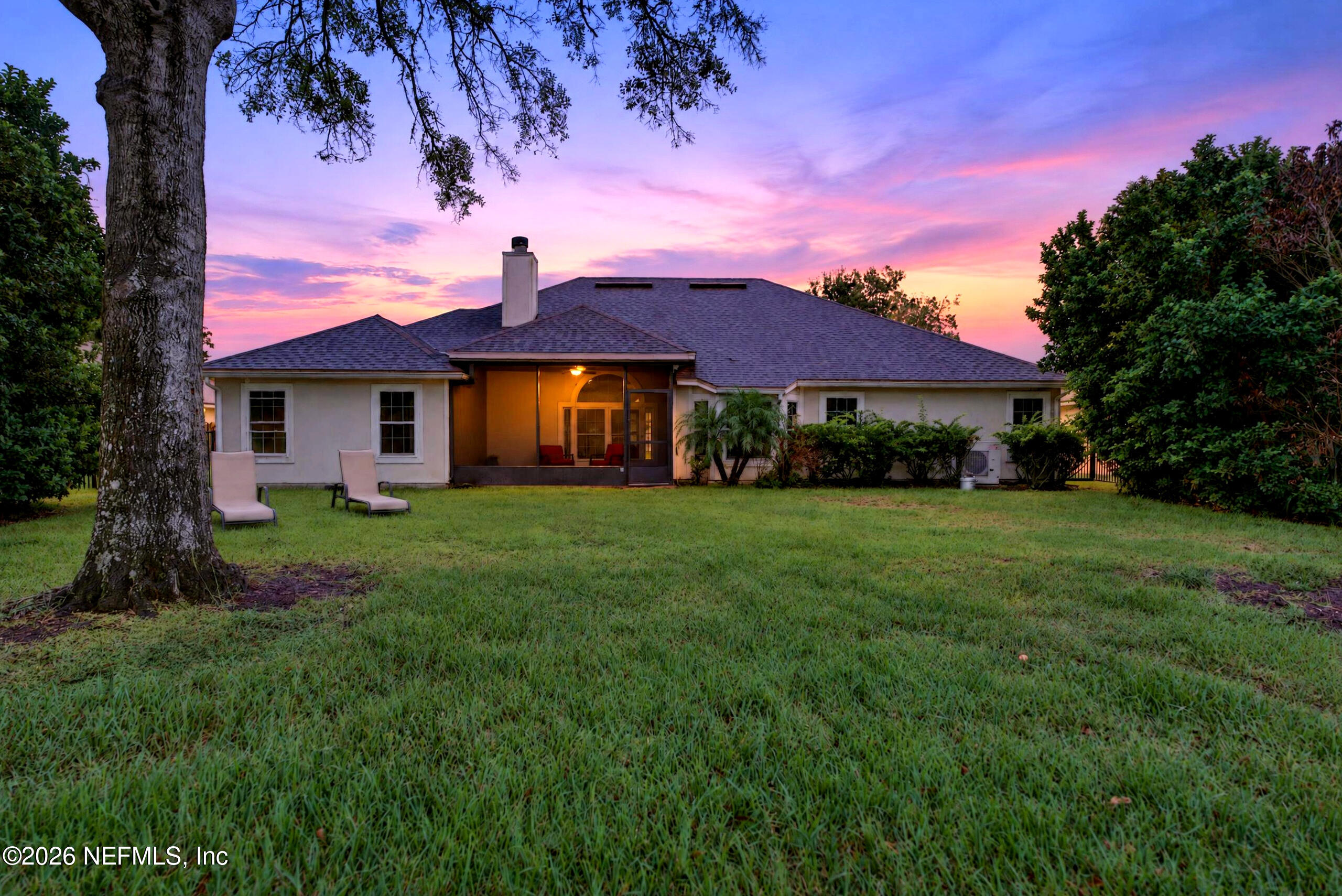 384 MAPLEWOOD Drive, St. Johns