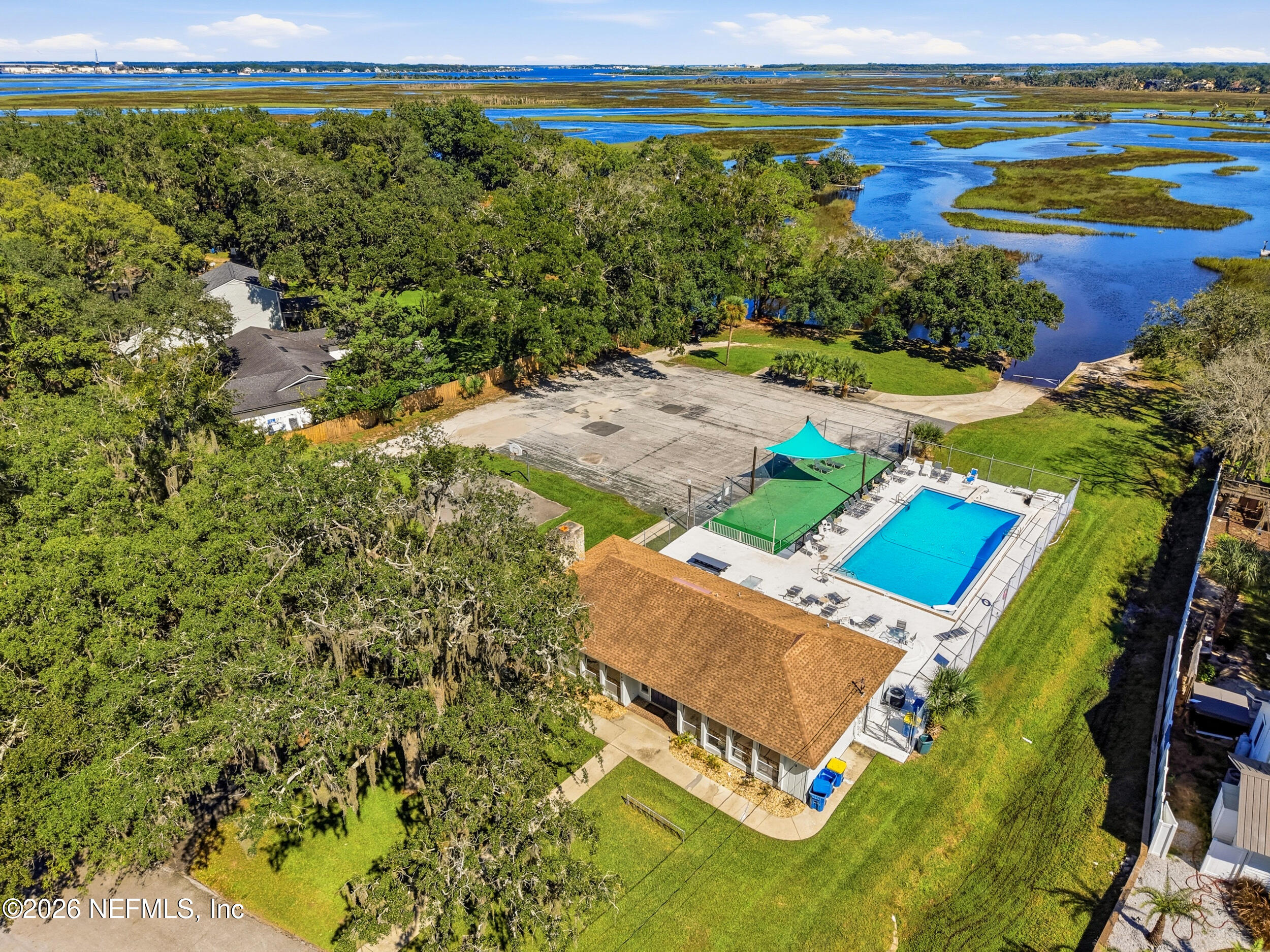 2217 HUNTERWOOD Court