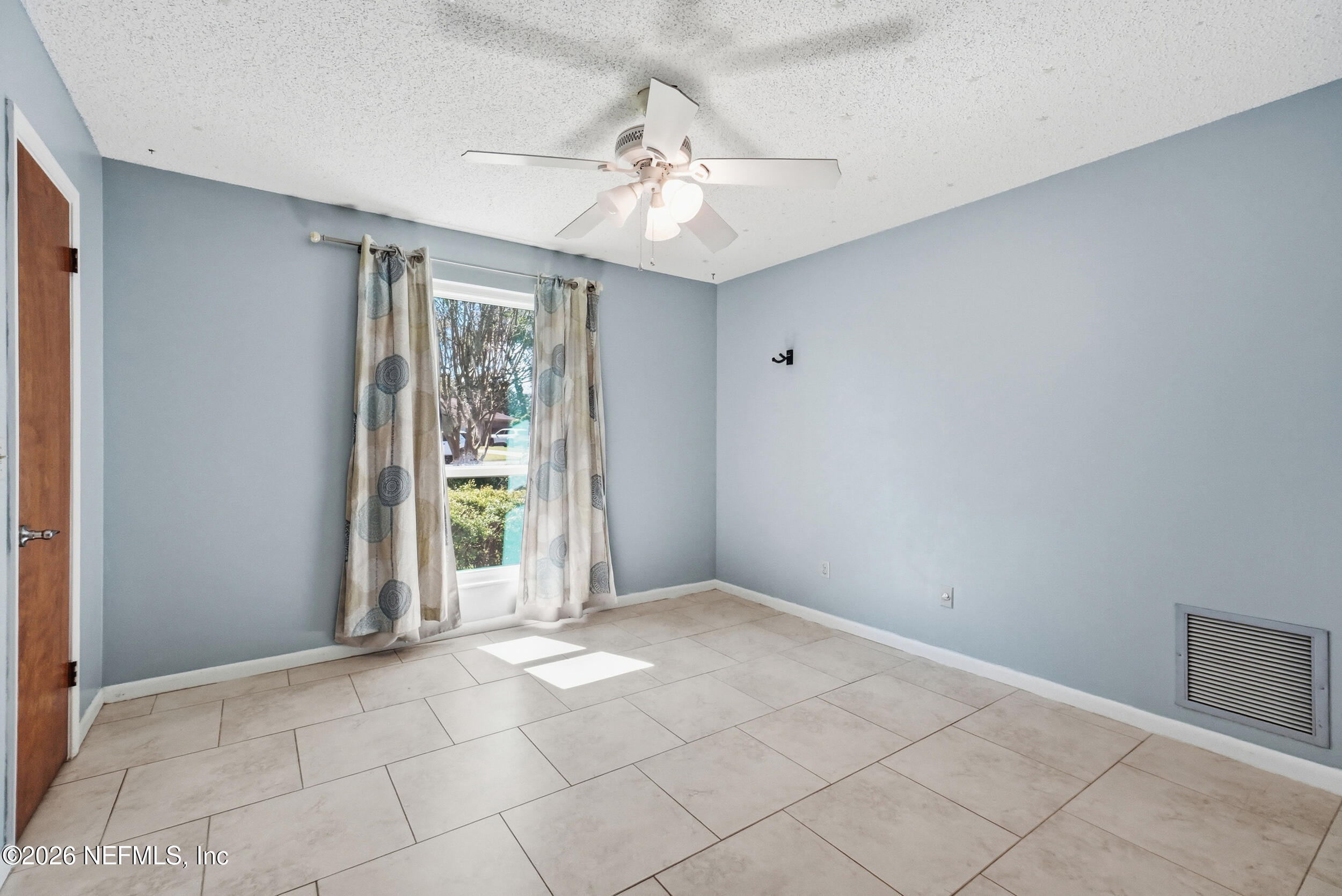 2217 HUNTERWOOD Court