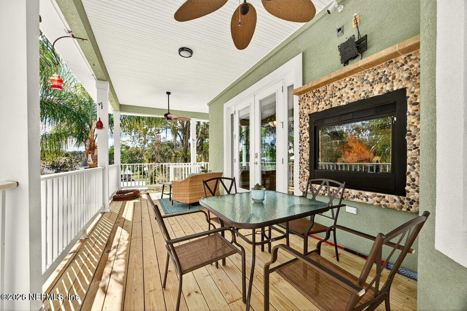 301 SARATOGA Circle