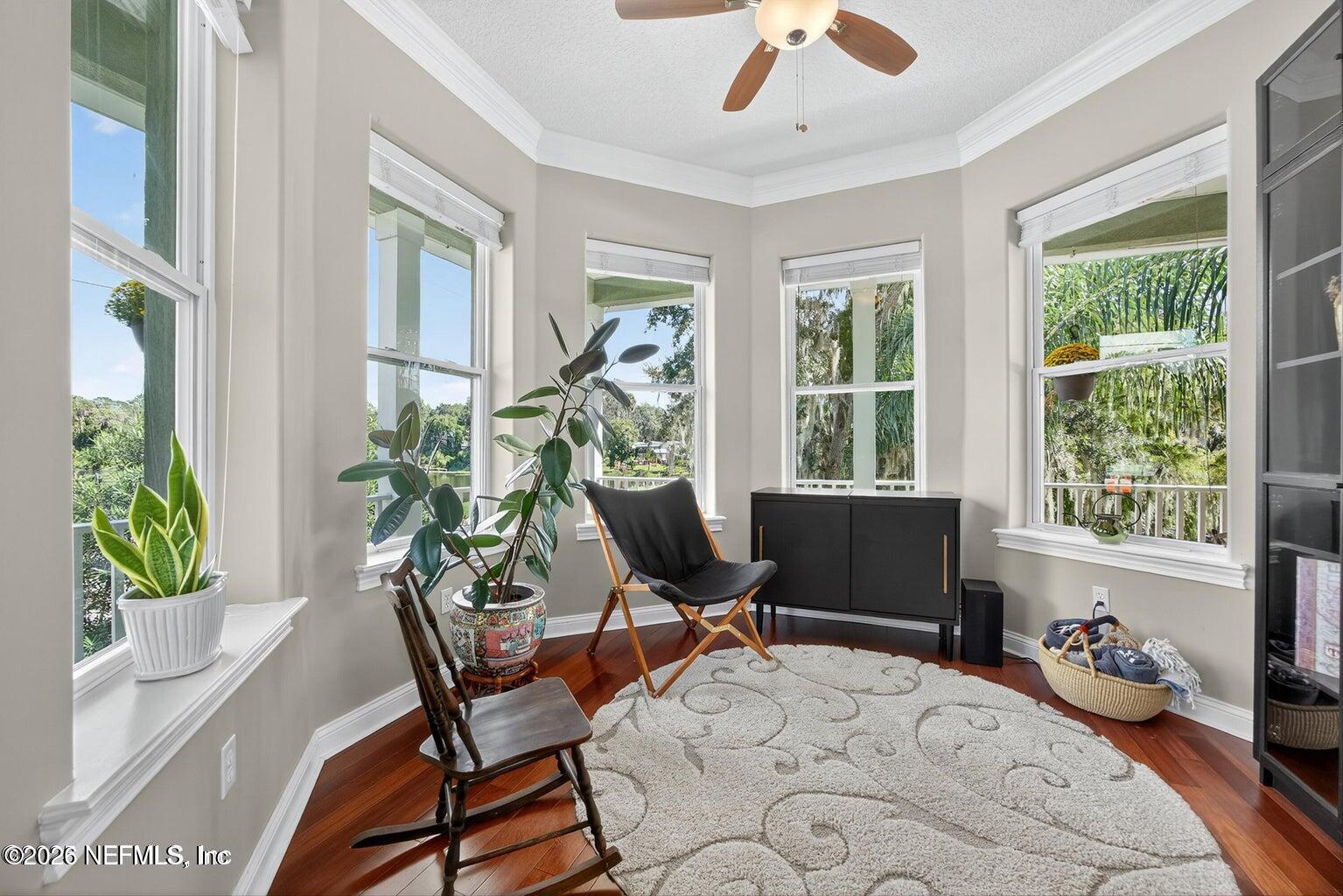 301 SARATOGA Circle