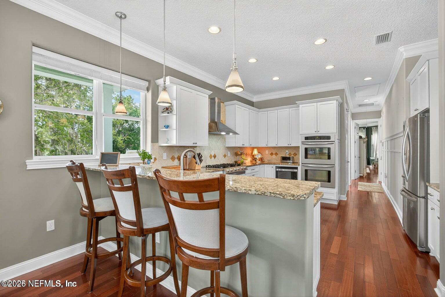 301 SARATOGA Circle