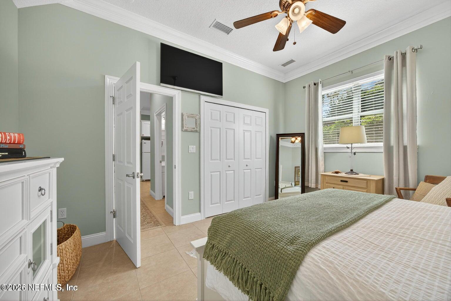 301 SARATOGA Circle
