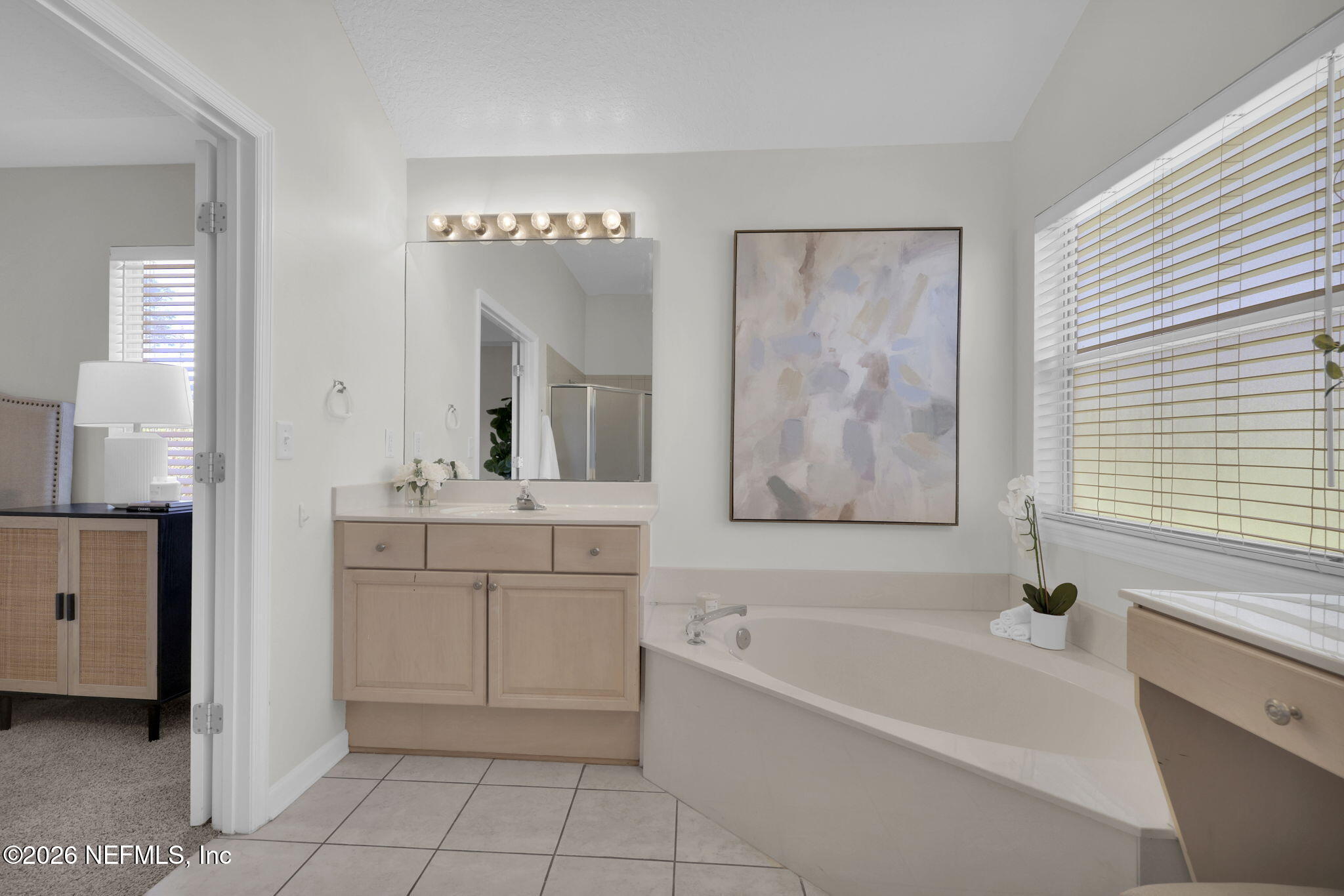 1212 LOCKSLEY Lane