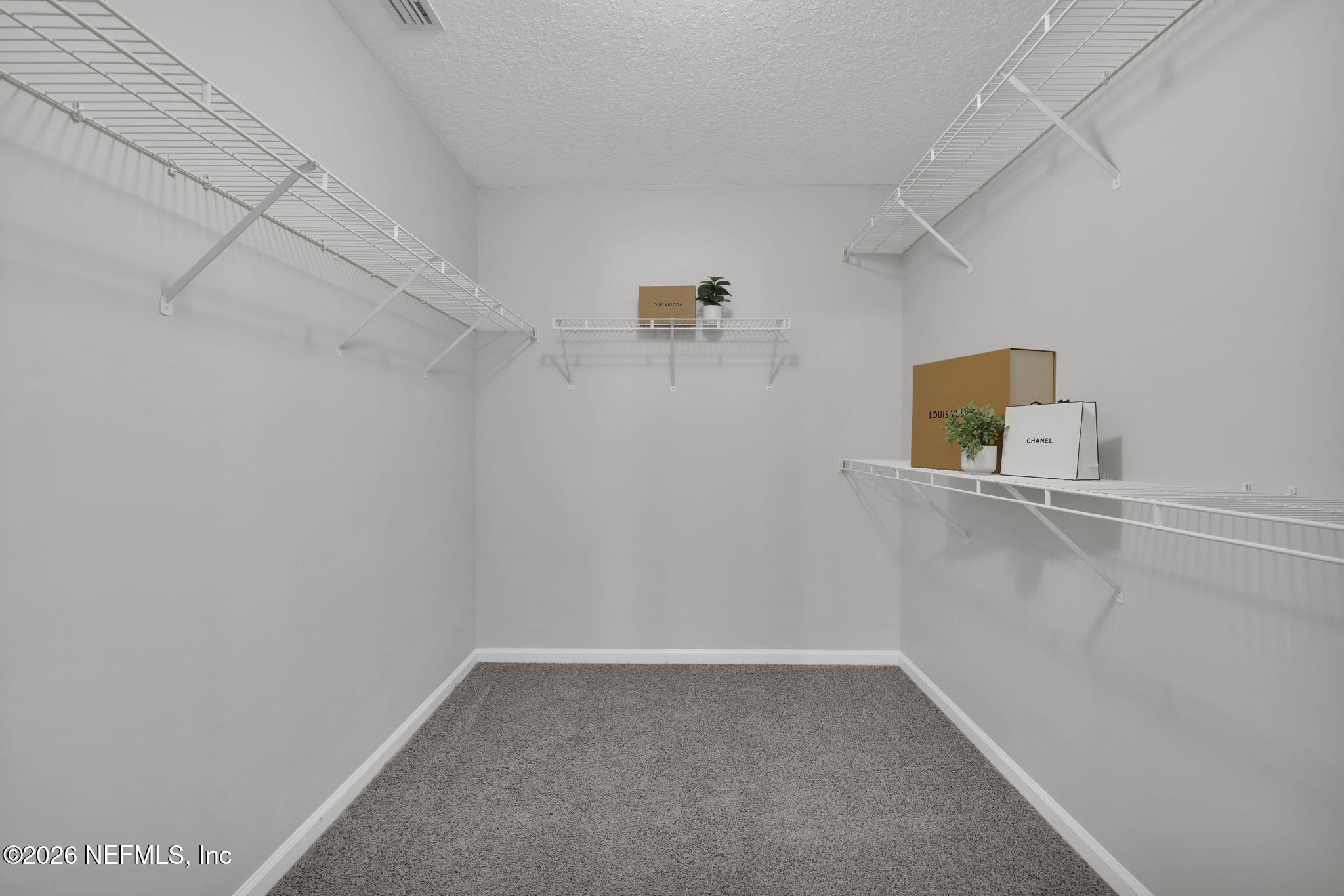 1212 LOCKSLEY Lane