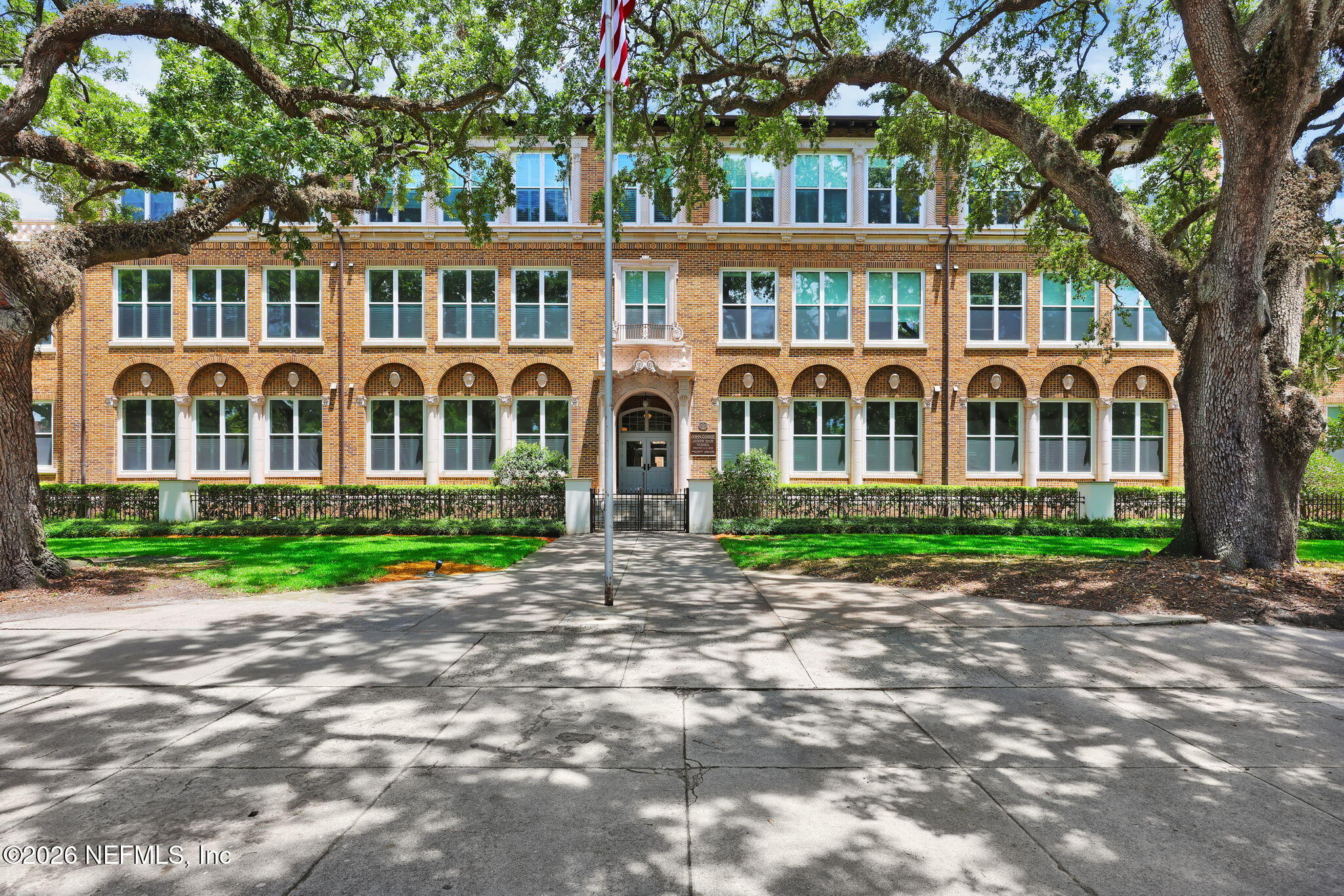 2525 COLLEGE Street 1305