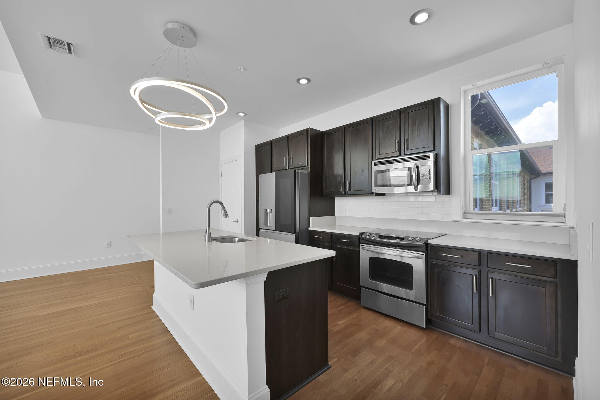2525 COLLEGE Street 1305
