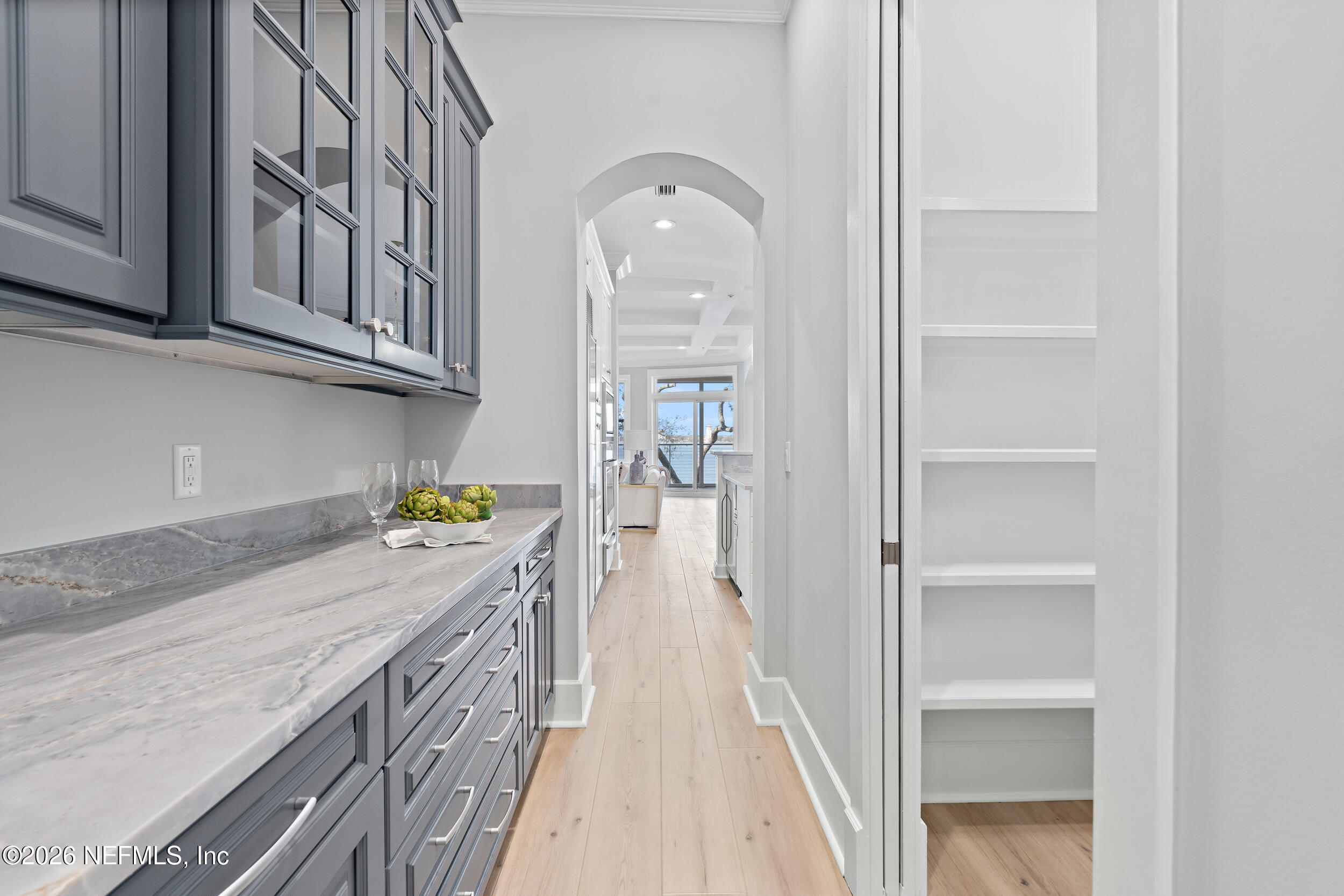 1616-1636 RIVER Road