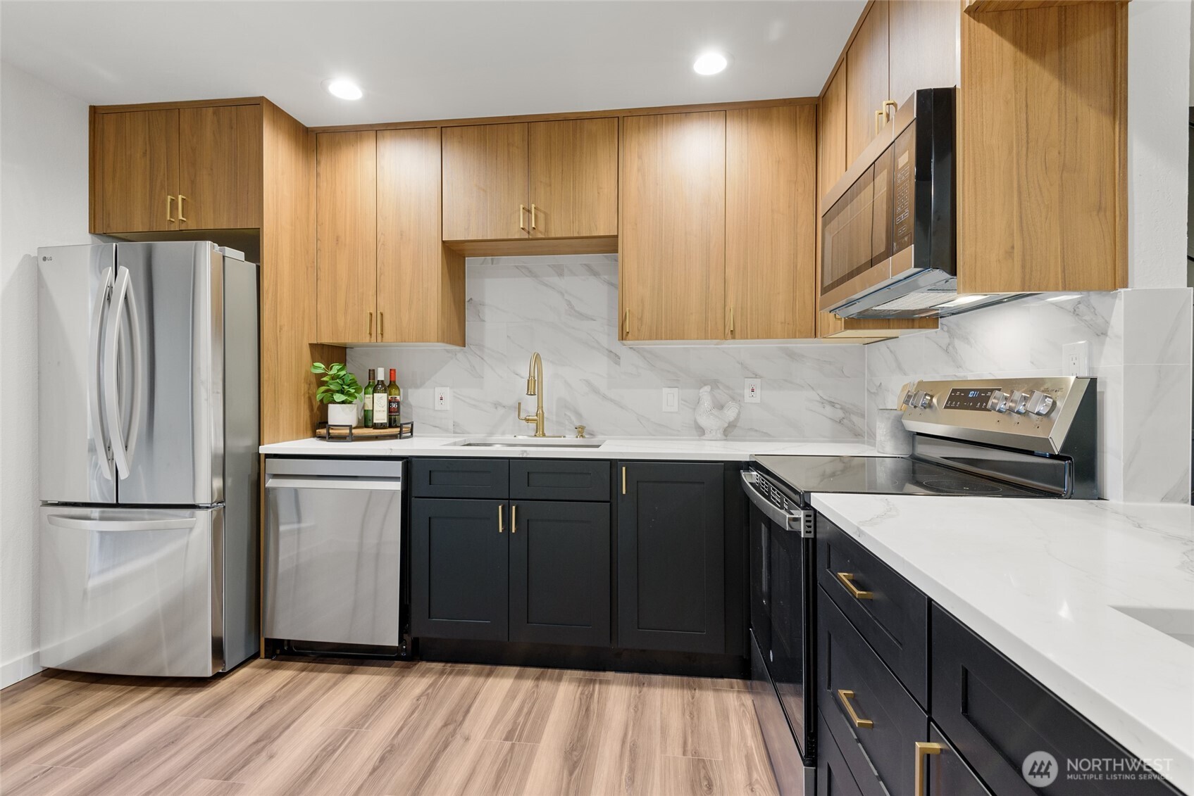 10305 NE 16th Street Unit: I6