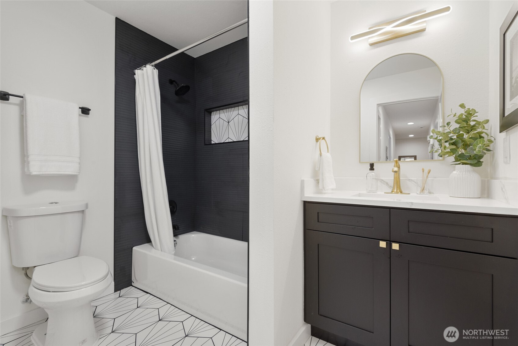 10305 NE 16th Street Unit: I6