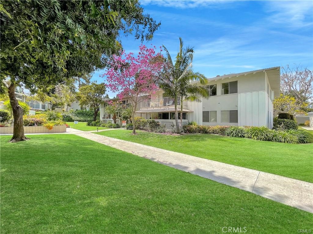 256 Calle Aragon, Unit O