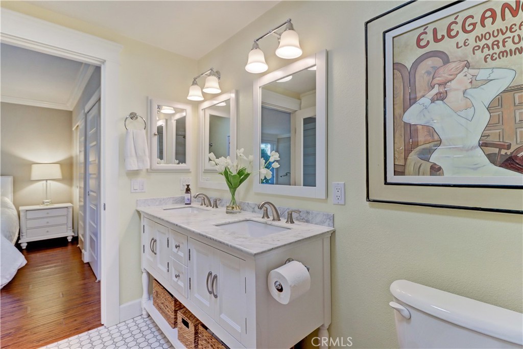 597 Avenida Majorca B