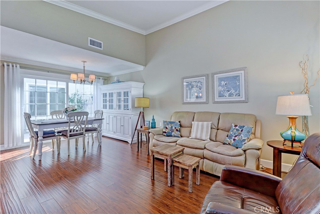 597 Avenida Majorca B