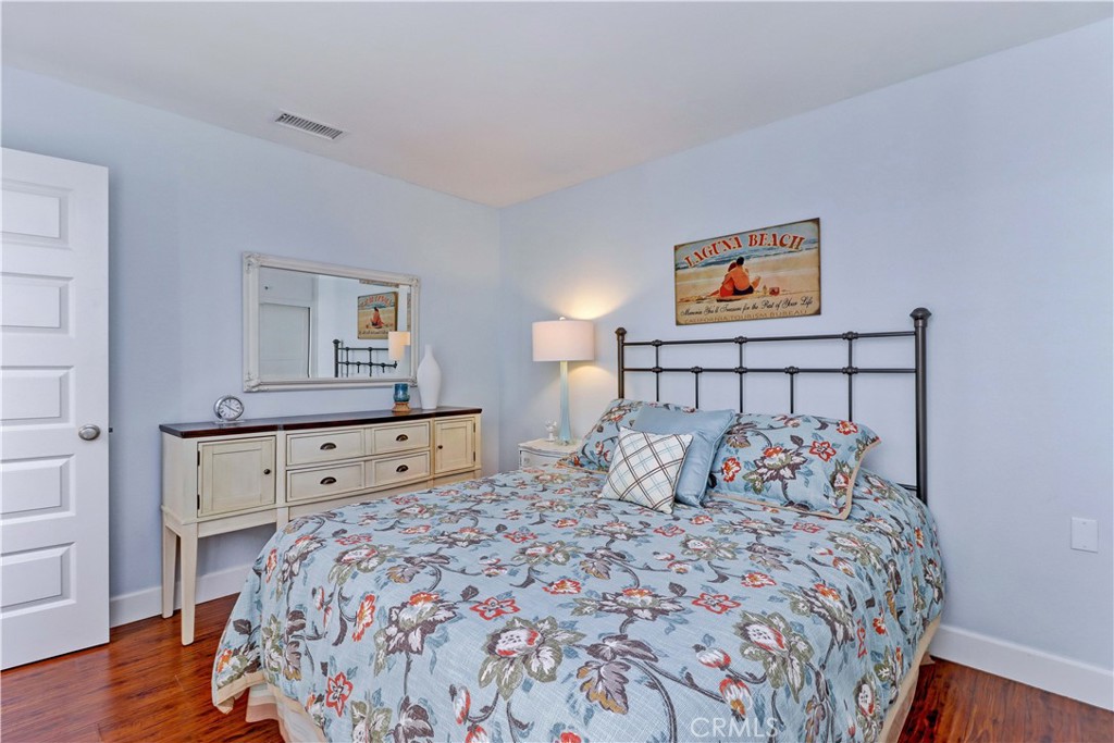 597 Avenida Majorca B