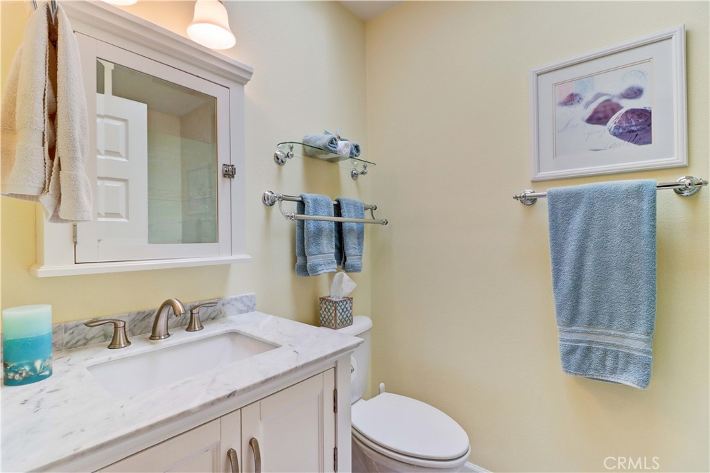 597 Avenida Majorca B