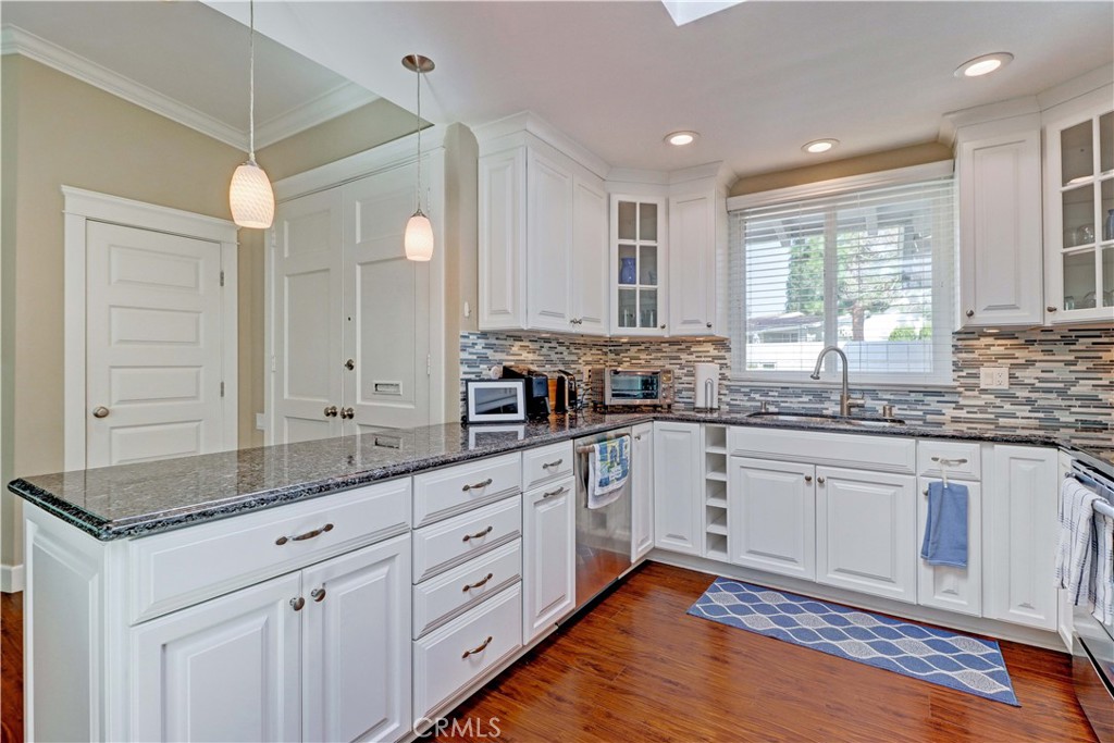 597 Avenida Majorca B