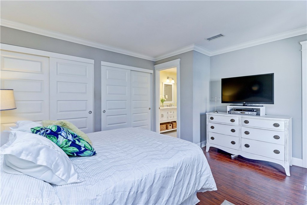 597 Avenida Majorca B