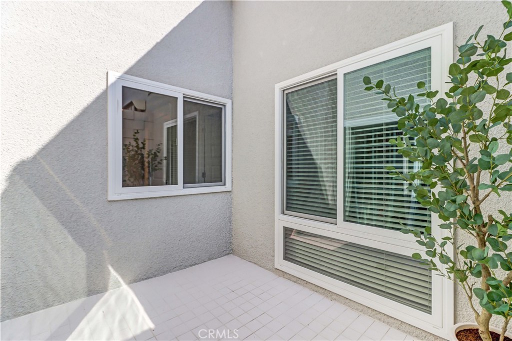 597 Avenida Majorca B