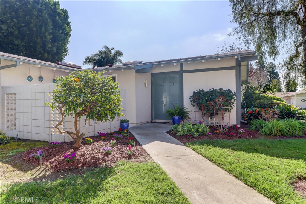 597 Avenida Majorca B