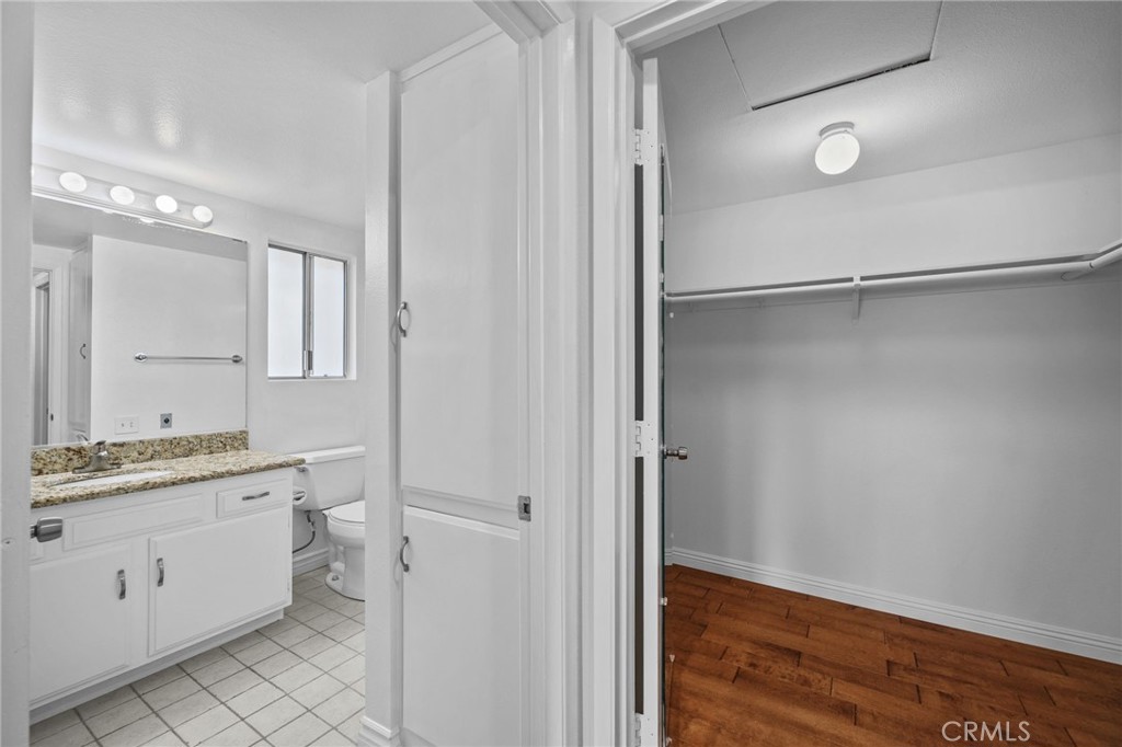 5322 W Bahia Blanca Q