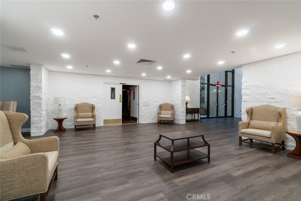 24055 Paseo Del Lago 513