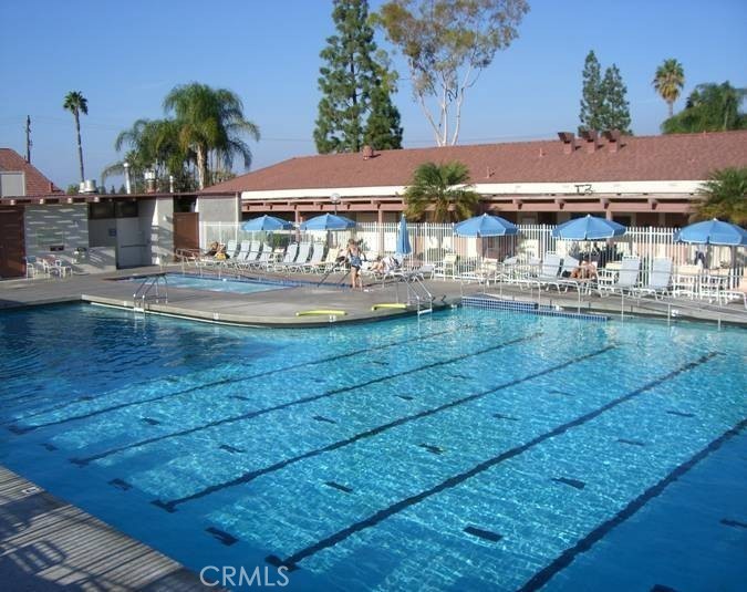 3200 Via Buena Vista C