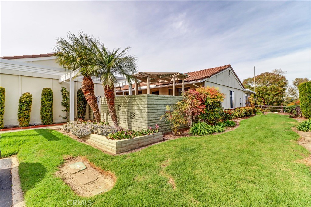 3200 Via Buena Vista C