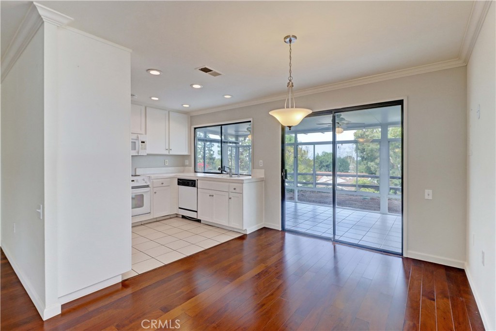 3200 Via Buena Vista C