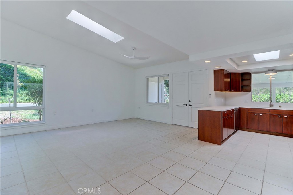 479 Calle Cadiz A