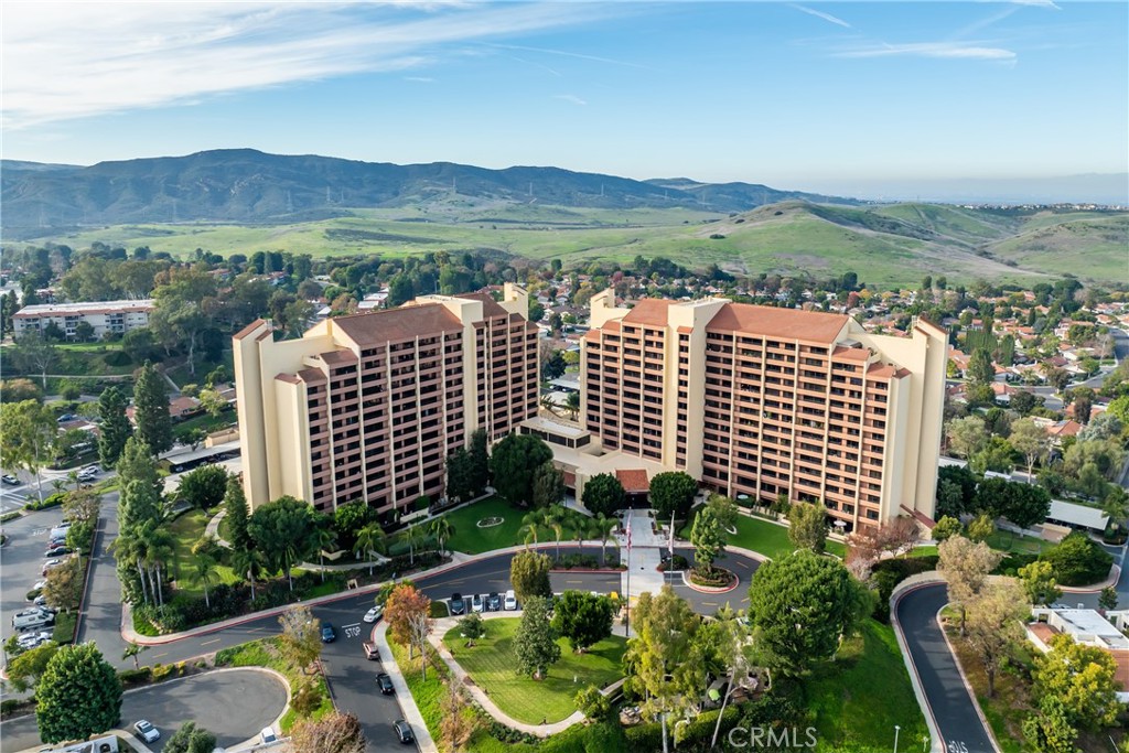 24055 Paseo Del Lago W 913