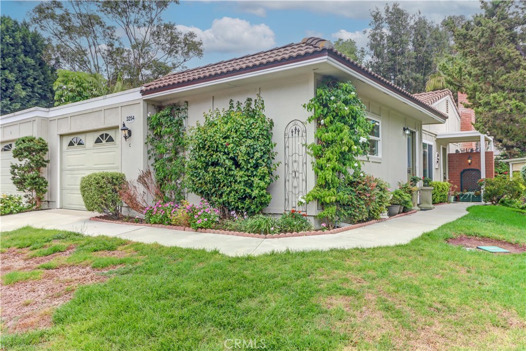 3254 San Amadeo C