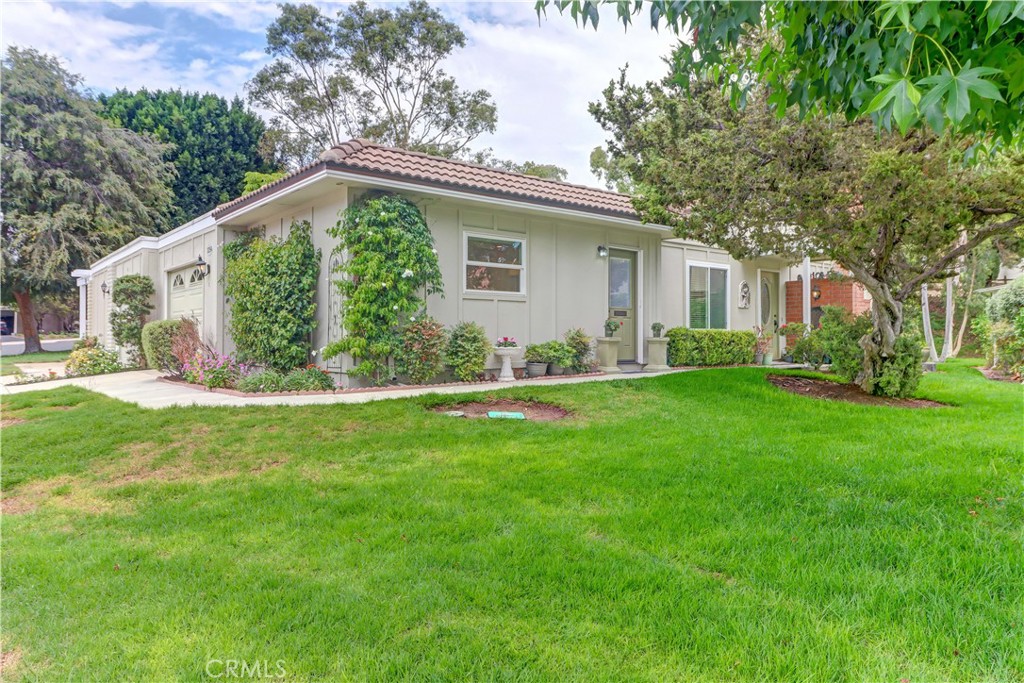 3254 San Amadeo C
