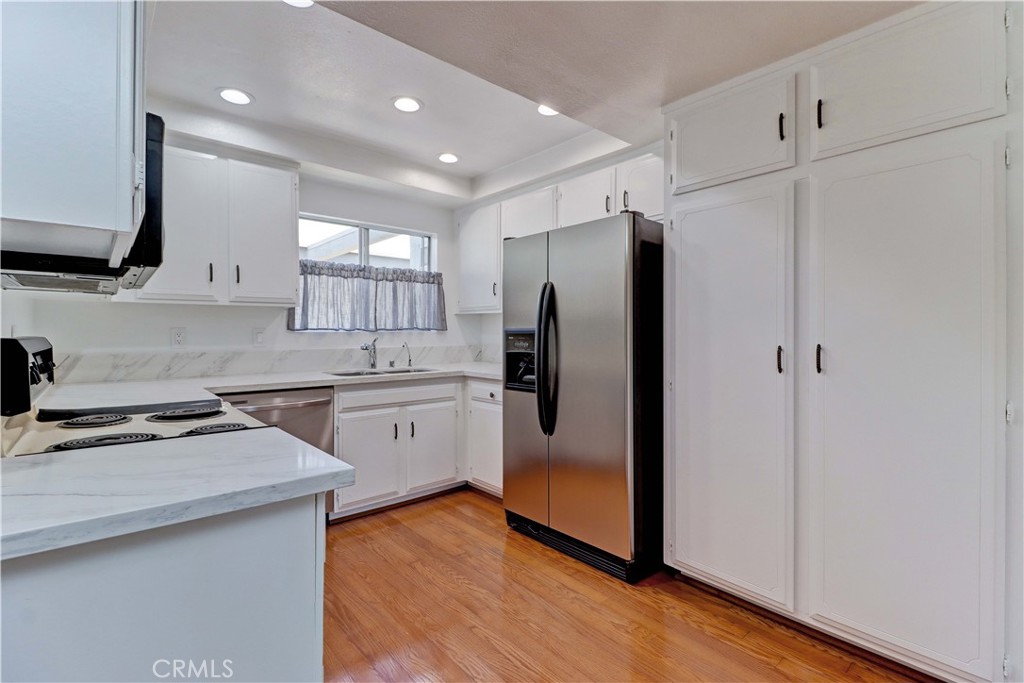 3242 San Amadeo 3F