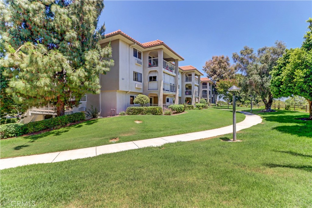 3242 San Amadeo 3F