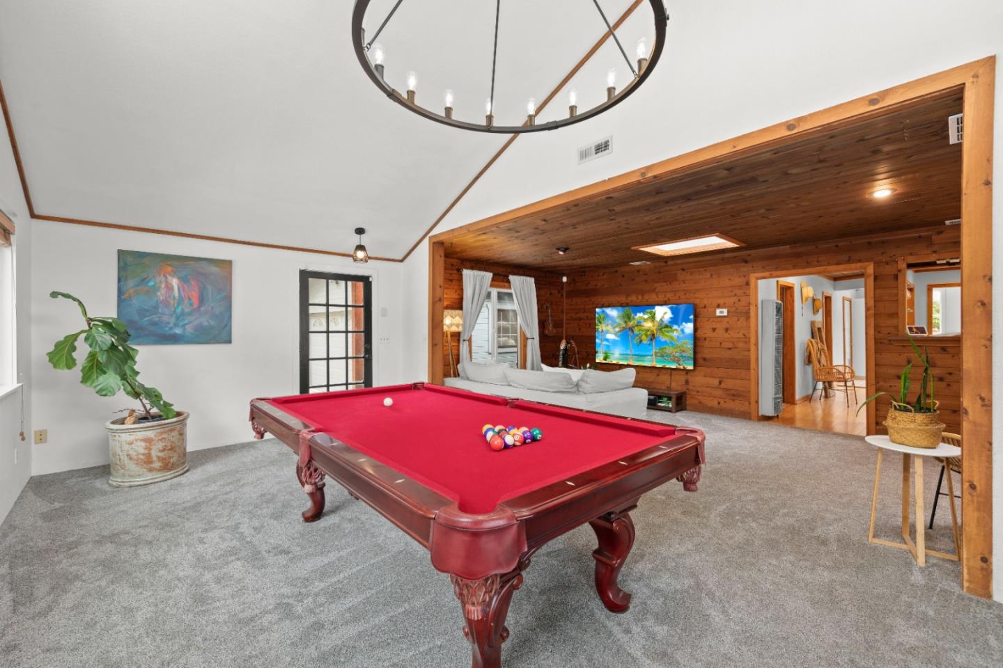 210 Madrona WAY