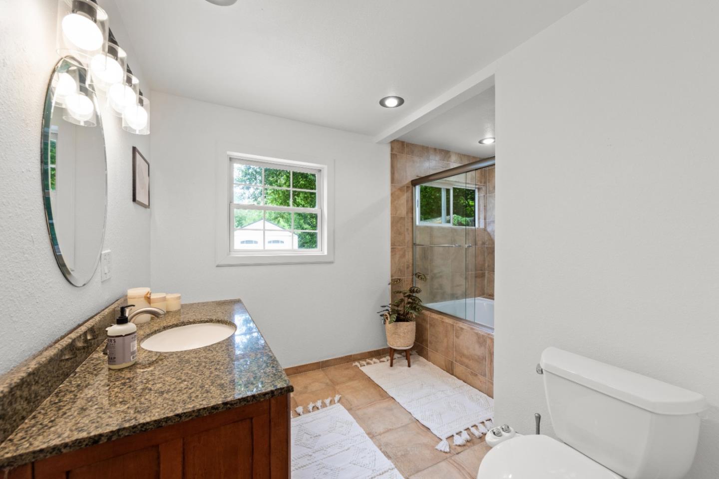 210 Madrona WAY